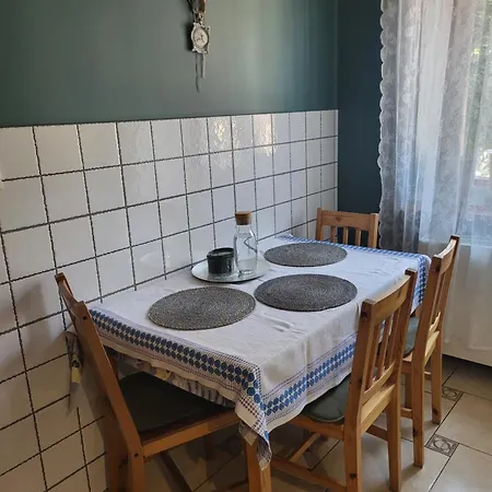 Charlotte Apartment Tarnow